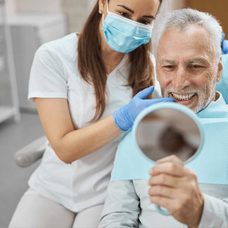 Tratamento de implante dentário na Biodonth